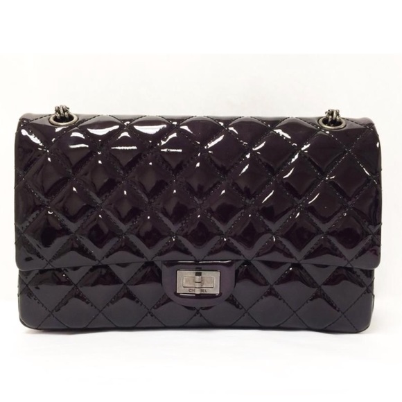 CHANEL 2.55 Reissue Medium Classic Black Bag - Picture 2 of 8